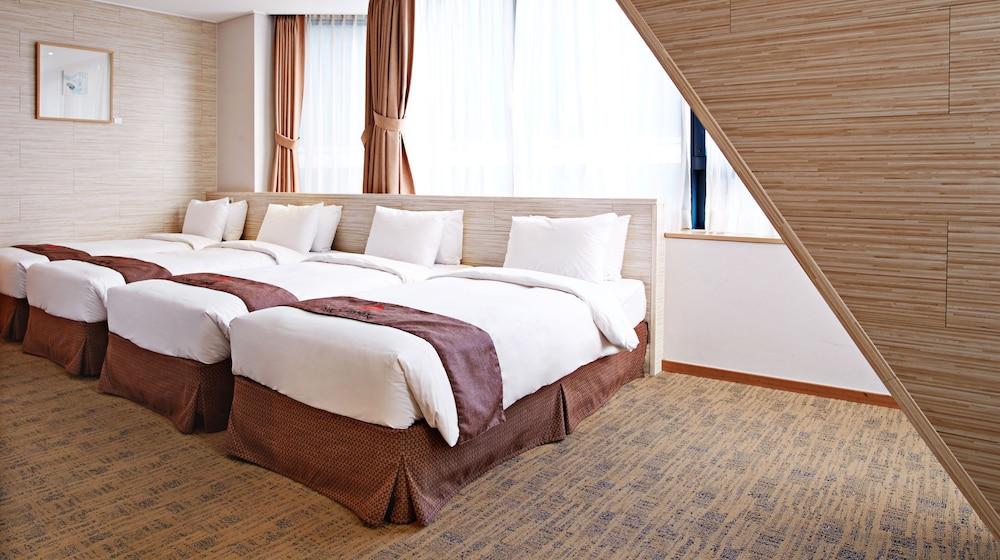 Hotel Skypark Myeongdong 2 Сеул Екстер'єр фото